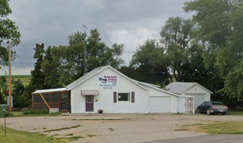 Midland Store Veterinary Clinic - Hwy 15 Location