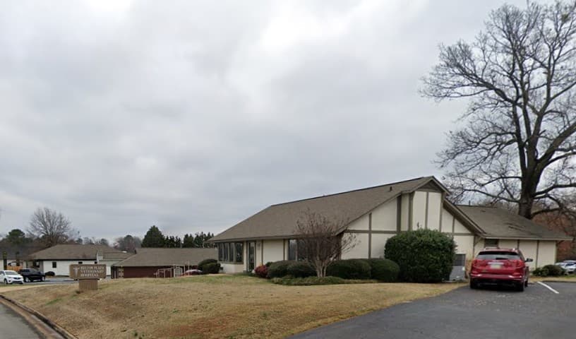 Helton Plaza Veterinary Hospital