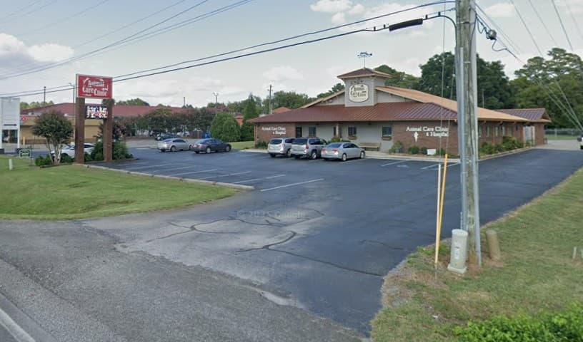Animal Care Clinic & Hospital