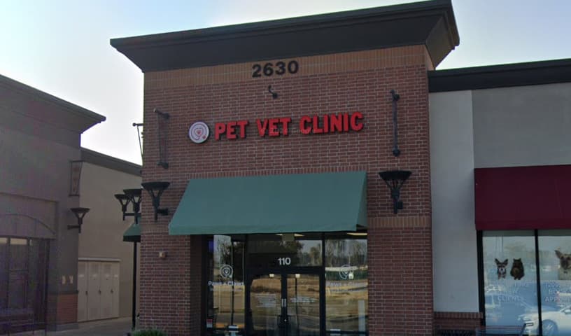 Paws & Claws Veterinary Hospital