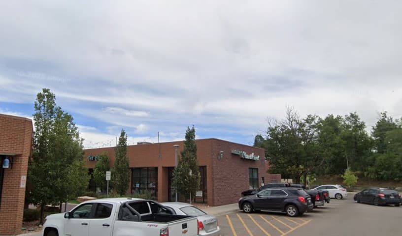 Boulders Natural Animal Hospital