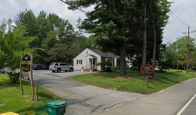 Graylyn Crest Animal Hospital