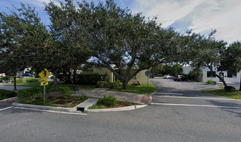 Island Animal Hospital on Cocoa Beach