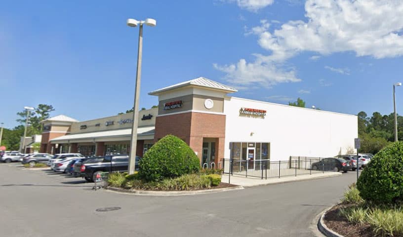 Forever Vets Animal Hospital on Race Track Road