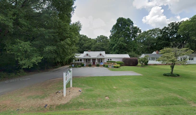 Four Paws Animal Hospital
