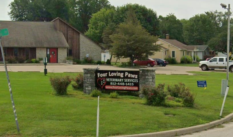 Four Loving Paws Veterinary Services Inc