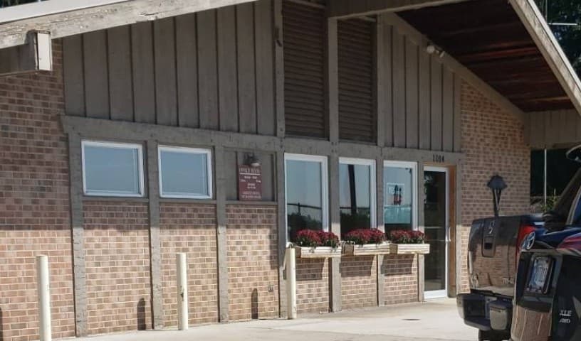 White Veterinary Clinic