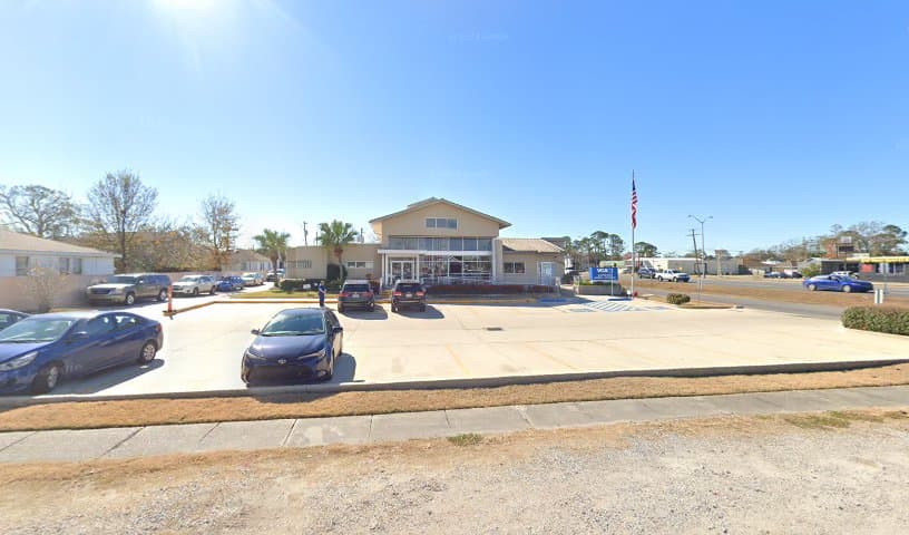 VCA Causeway Animal Hospital