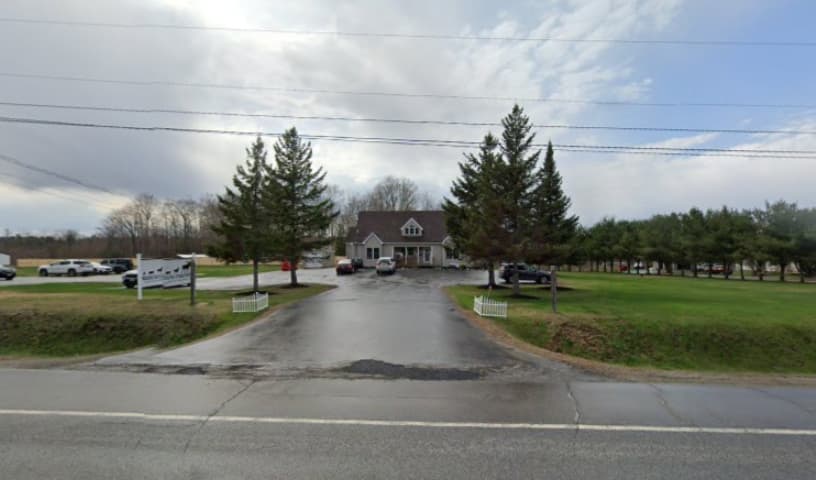 Moosehead Trail Veterinary Hospital