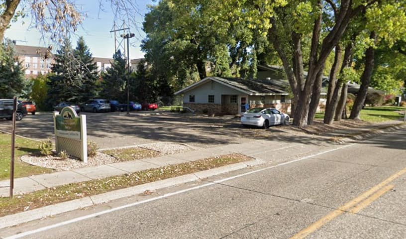 Apache Animal Clinic & Hospital