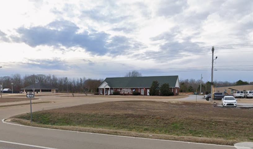 McMillan & Cunningham Small Animal Clinic & Equine Center
