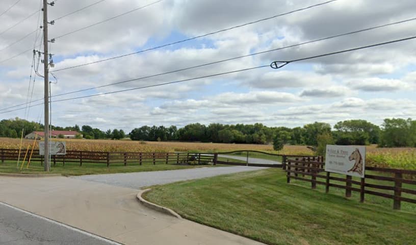 Wilhite & Frees Equine Hospital