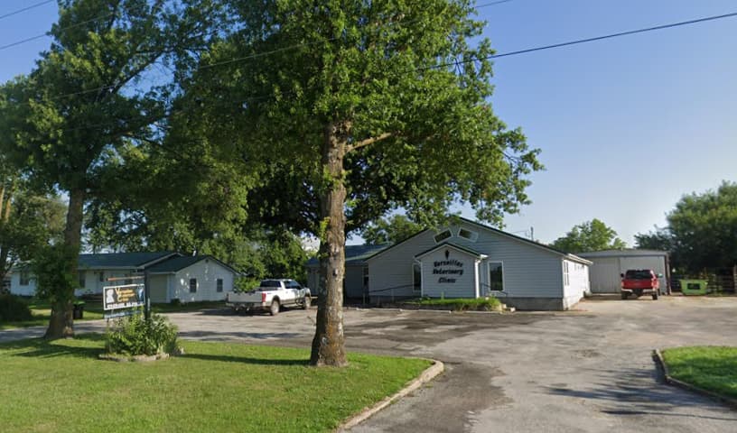 Versailles Veterinary Clinic