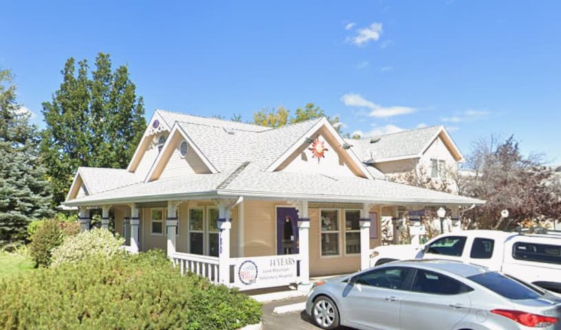 Lone Mountain Veterinary Hospital