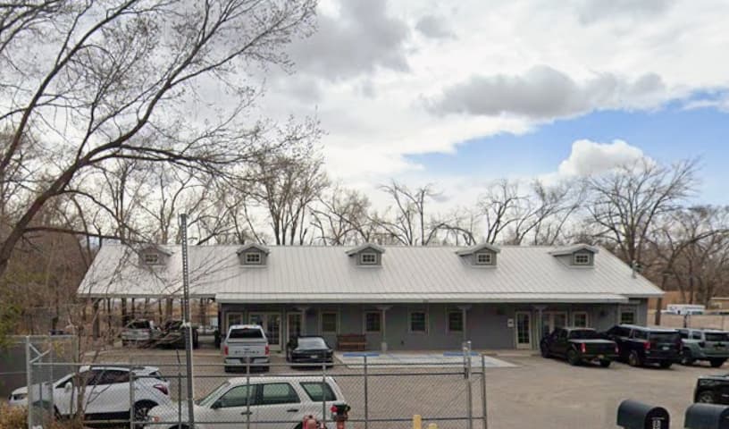 Los Ranchos Veterinary Clinic