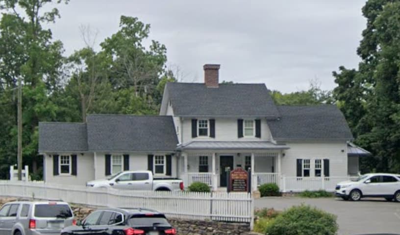 Roslyn Village Veterinarian
