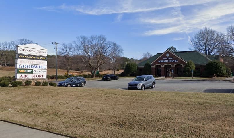 James Landing Veterinary Hospital