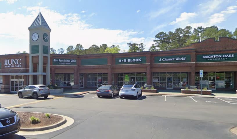 Four Paws Animal Clinic