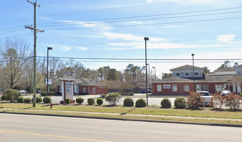 Small Paws Veterinary Clinic
