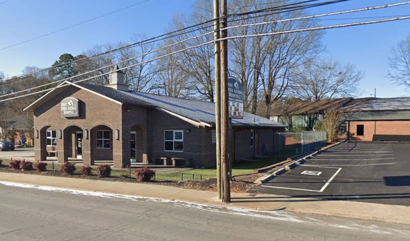West Innes Animal Hospital