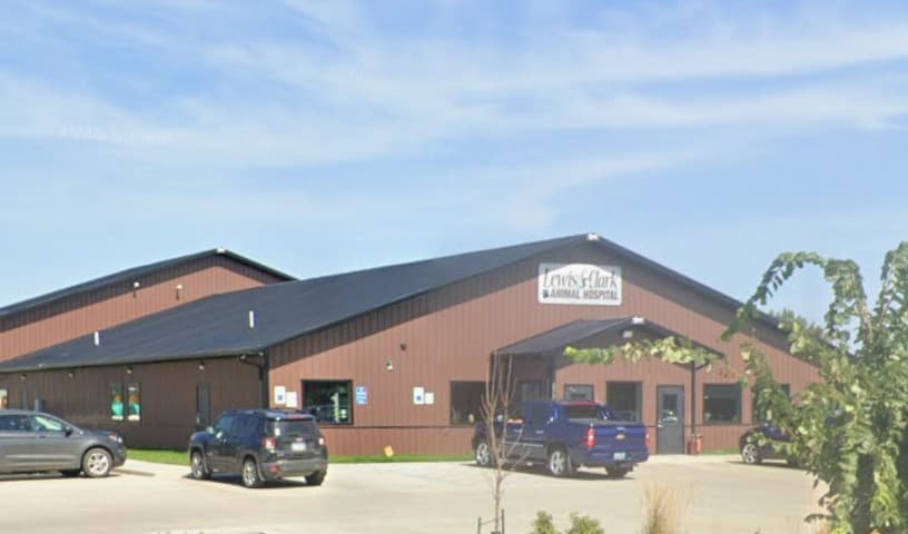 Lewis & Clark Animal Hospital
