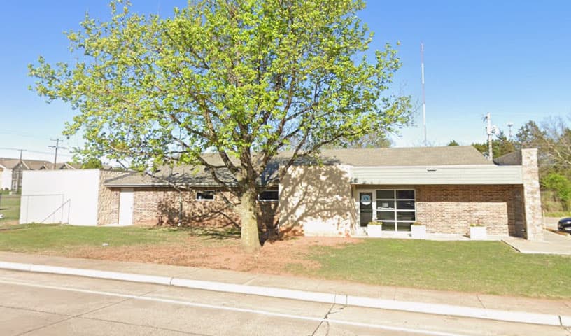 Sooner Veterinary Hospital