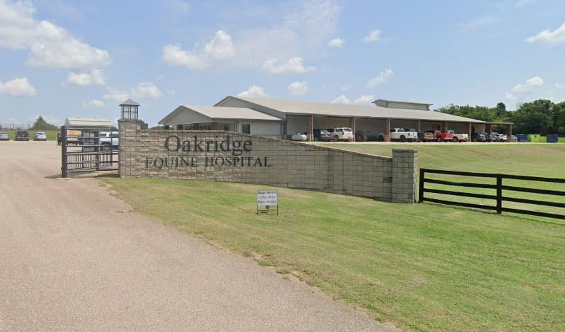 Oakridge Equine Hospital