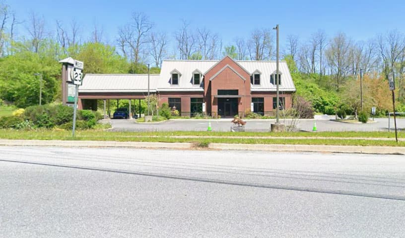 Noah's Glen Animal Hospital - Patricia Slanga, VMD