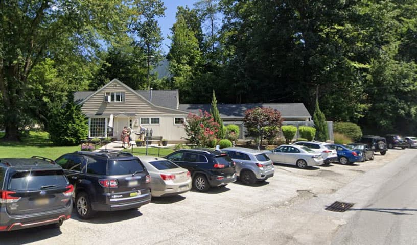 Media Veterinary Hospital