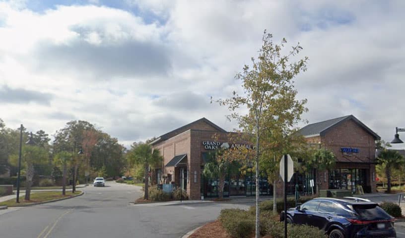 Grand Oaks Animal Hospital