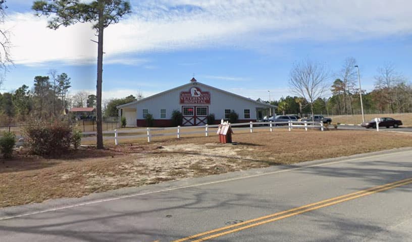 White Knoll Veterinary Hospital & Pet Resort