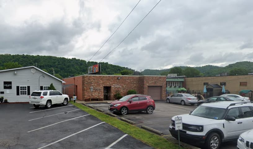 Kanawha City Veterinary Hospital and Barboursville Veterinary Clinic