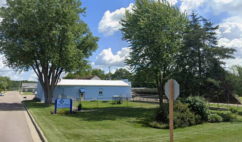 Four Paws Veterinary Clinic