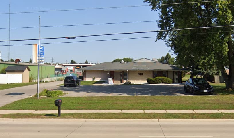 VCA Associates in Pet Care Animal Hospital