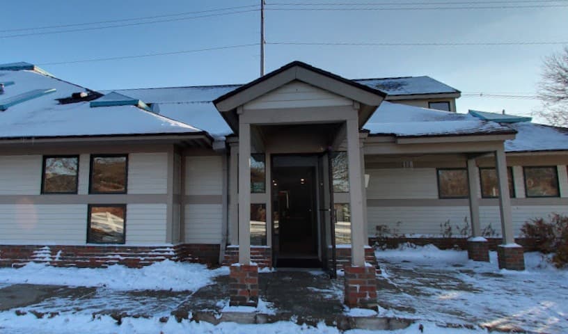 Lake Lansing Road Animal Clinic
