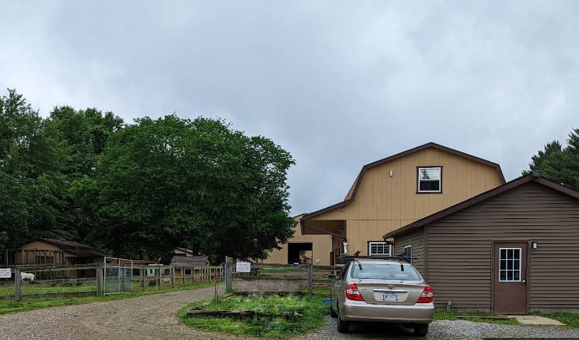 Happy Trails Farm Animal Sanctuary (HTFAS)
